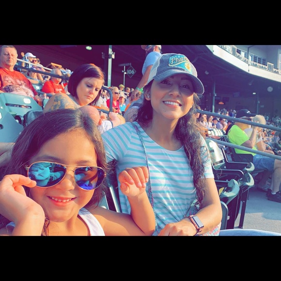 Meet your Posher, Jasmin - Picture 2 of 5